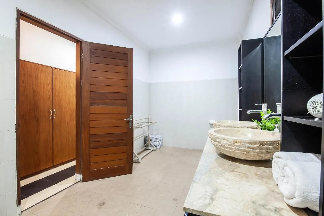 3-Br Private Pool Villa Kayu Aya Seminyak Walk To Beach